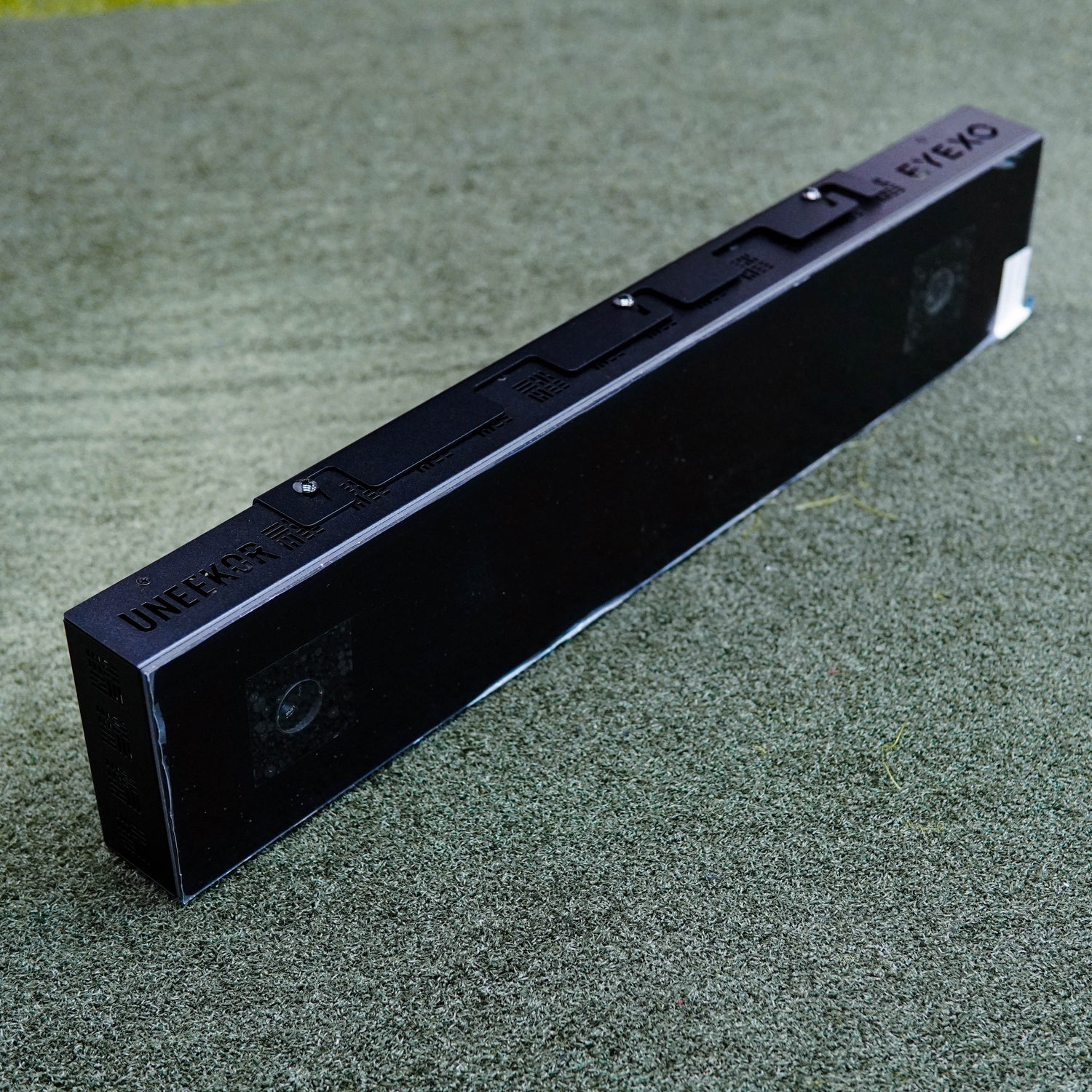Uneekor EYE XO Golf Launch Monitor.